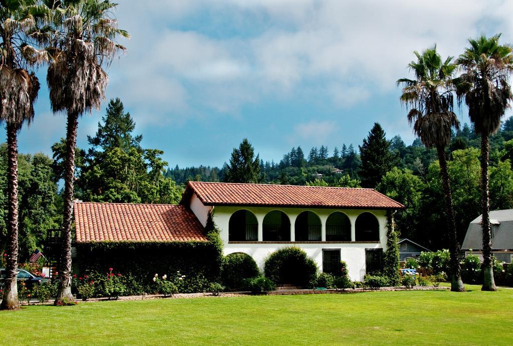 Spanish Villa Inn St. Helena Extérieur photo